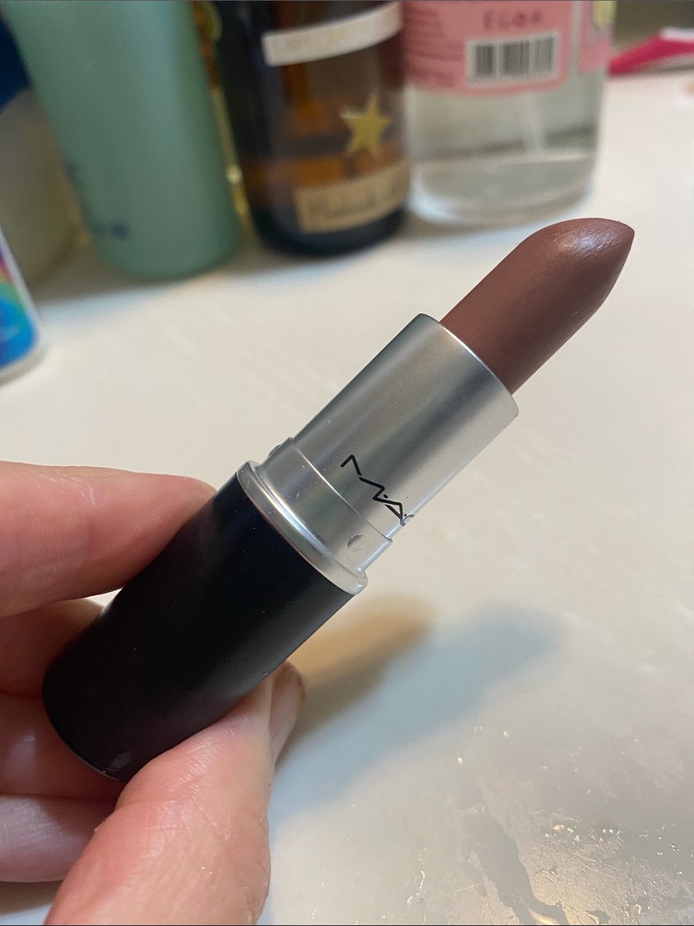 MAC Lipstick- Age, Sex, Location - Picture 3 of 7